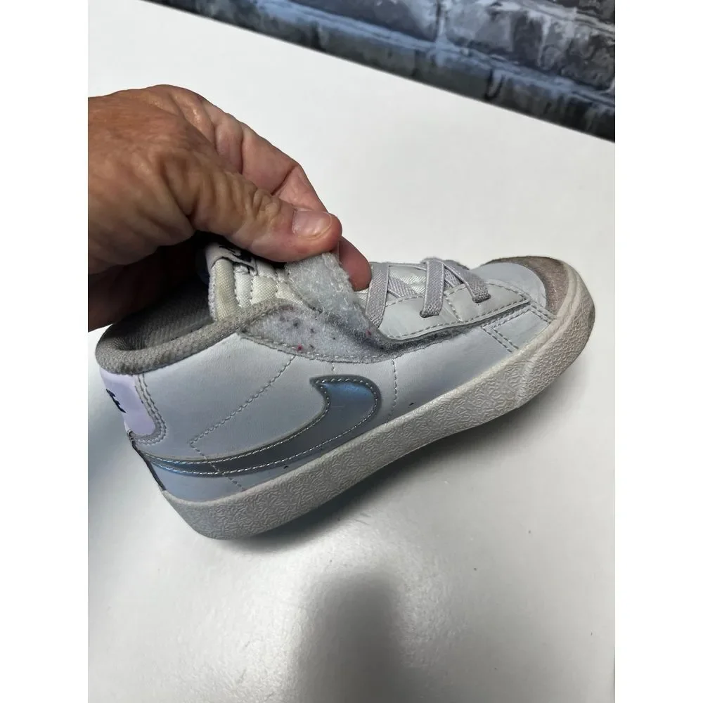 Nike‎ blazers